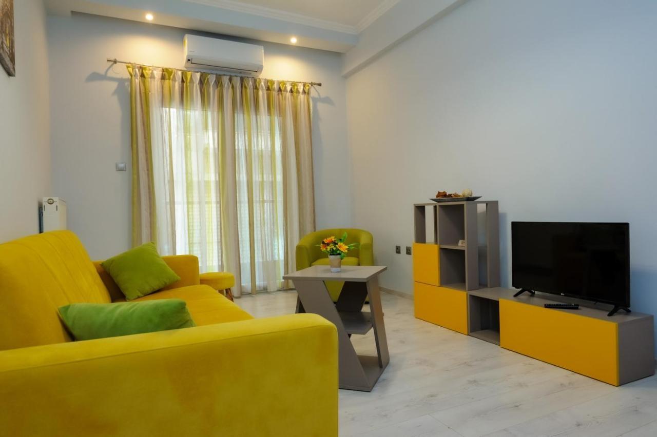 4 Colours Apartment Thessaloniki Exterior photo